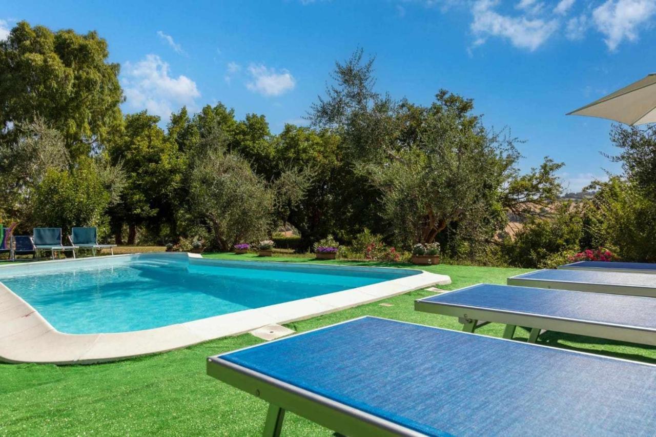 La Meriggia Agriturismo- Ampio Appartamento Con Terrazza Esclusiva Ancona Eksteriør bilde